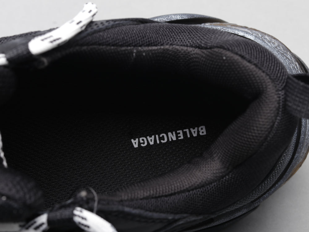 Ezyycart Bags Bla Triple S Air Cushion Black Sneaker