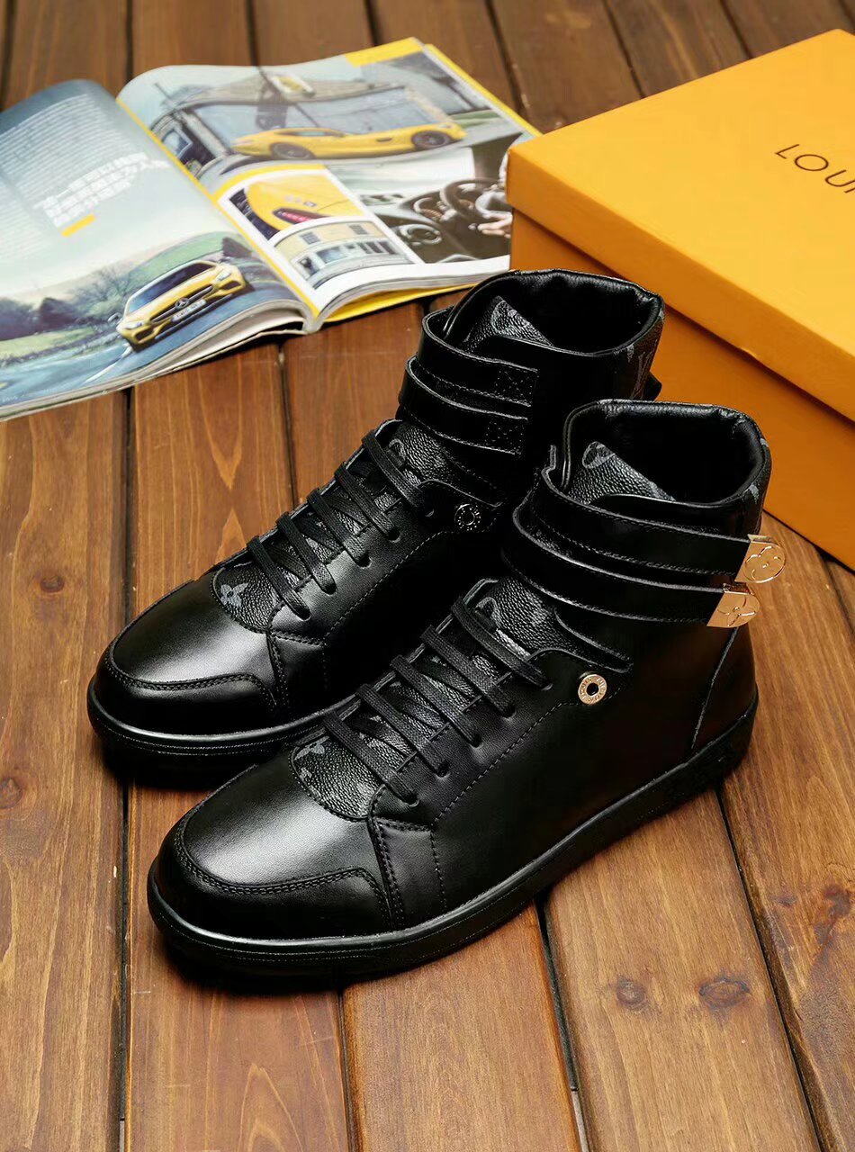 Anum Bags LUV HIgh Top Black Sneaker