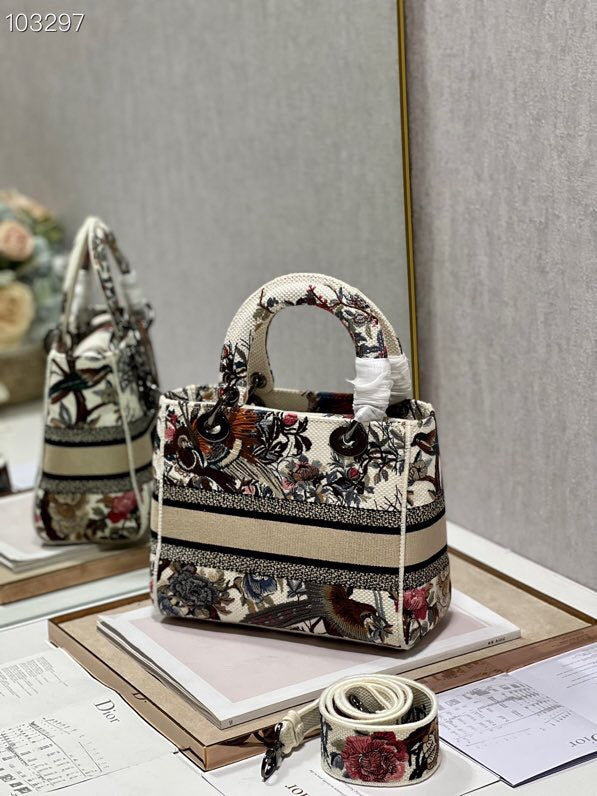 Anum Bags MV - Dir Bags - 064