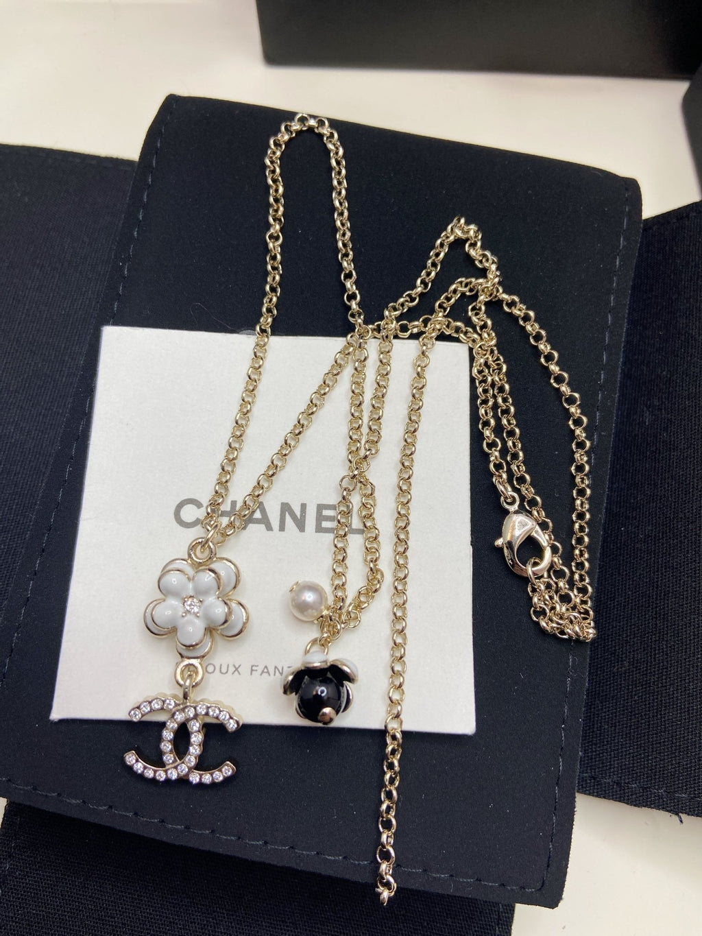 Anum Bags MO -Necklace CHL020