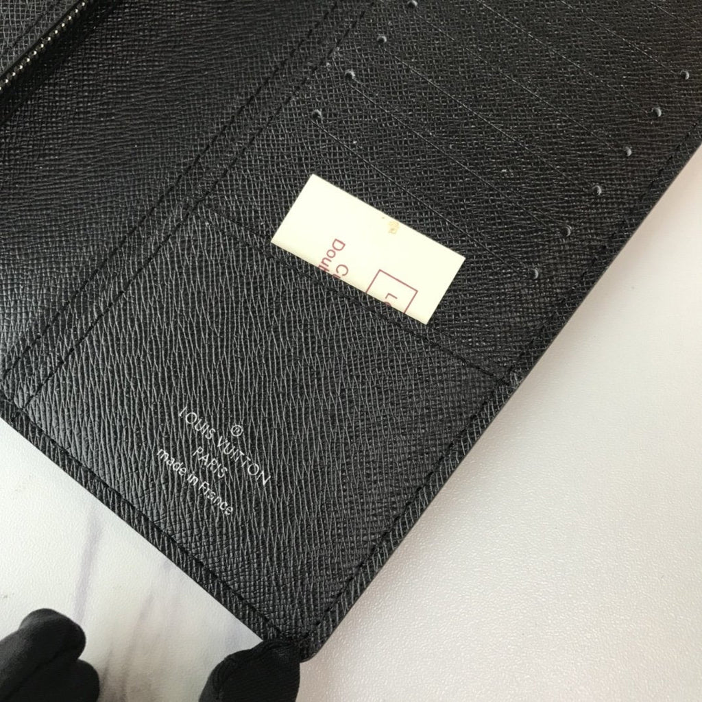 Ezyycart Bags Wallet LUV 051