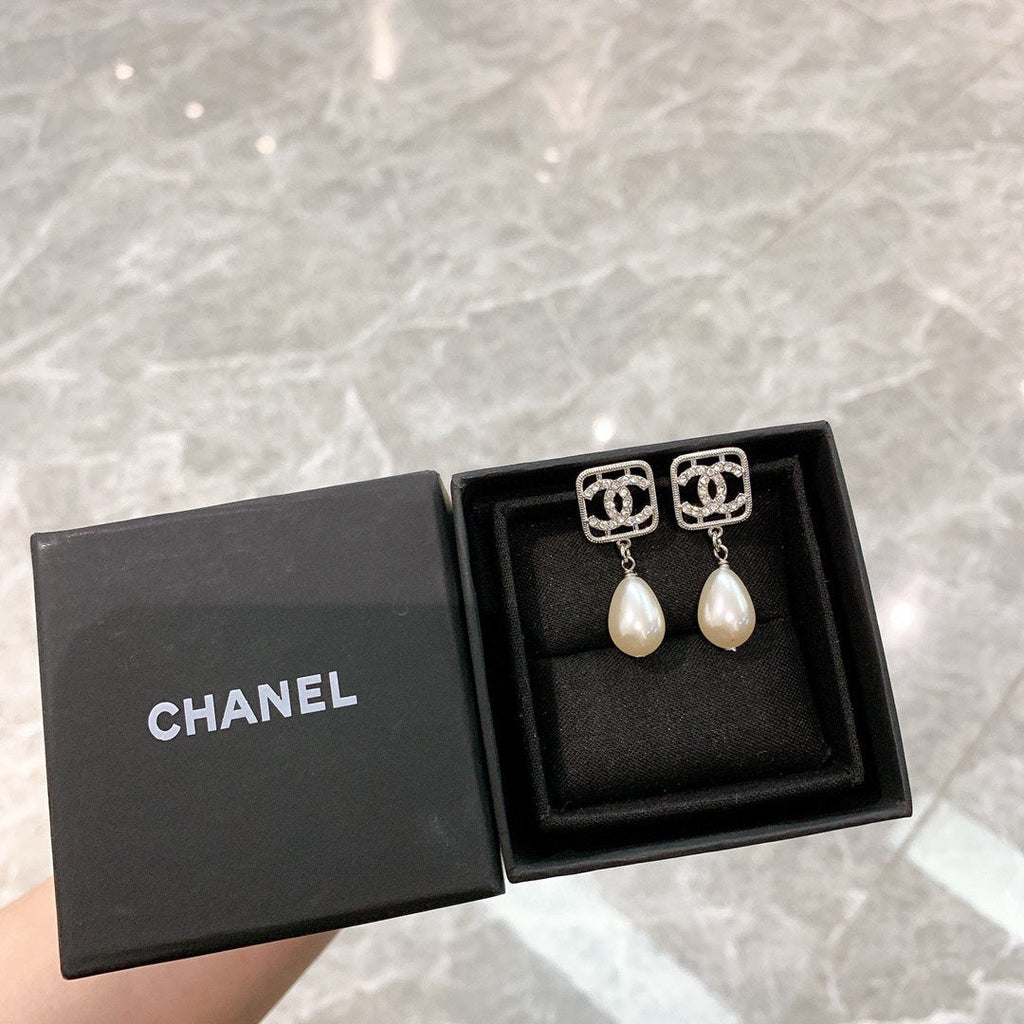 Anum Bags Earring CHL 013