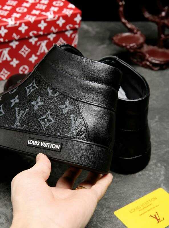 Anum Bags LUV HIgh Top Black Sneaker