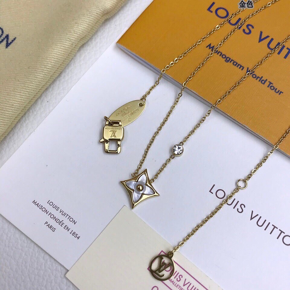 Anum Bags Necklace LUV005