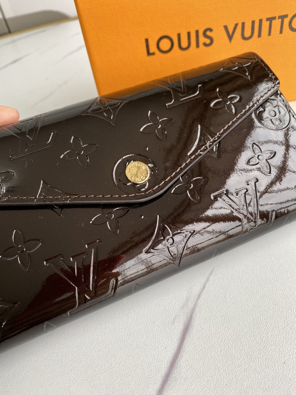 Anum Bags Wallet LUV 003