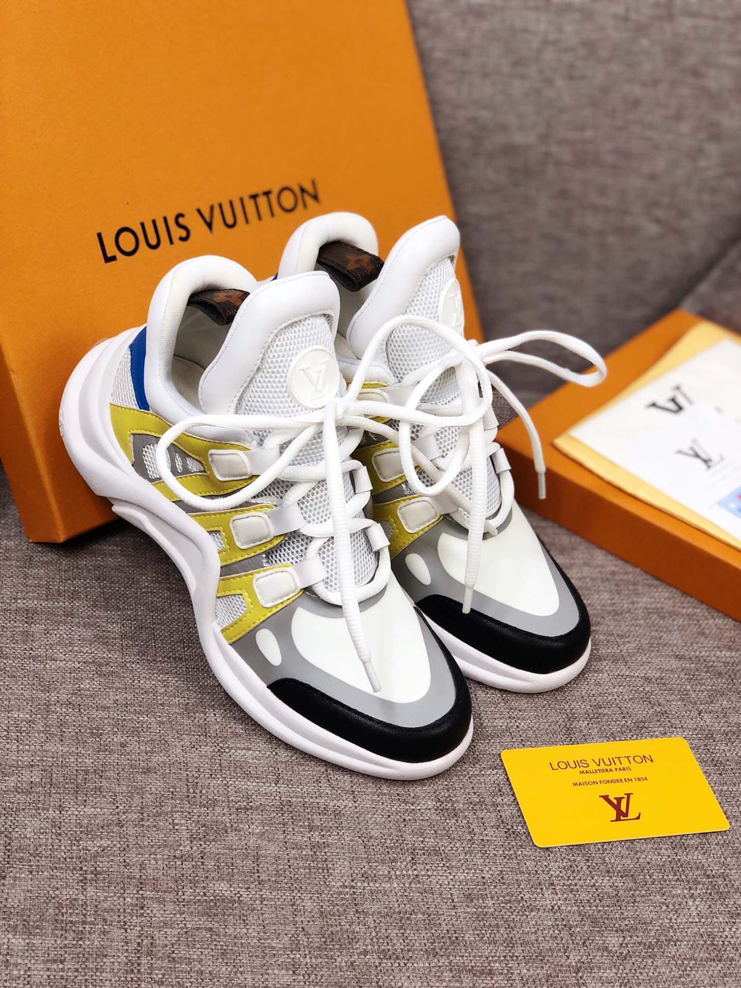 Anum Bags LUV Archlight Brown Black Yellow Sneaker