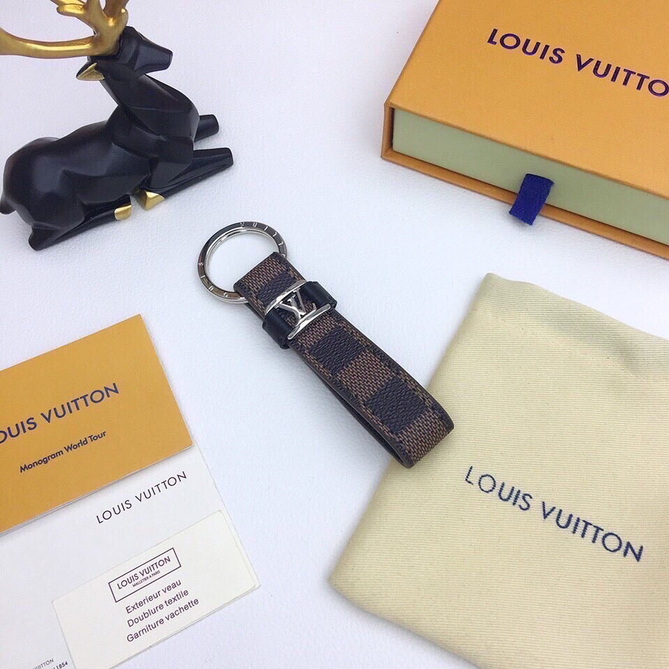 Anum Bags Keychains LUV 002