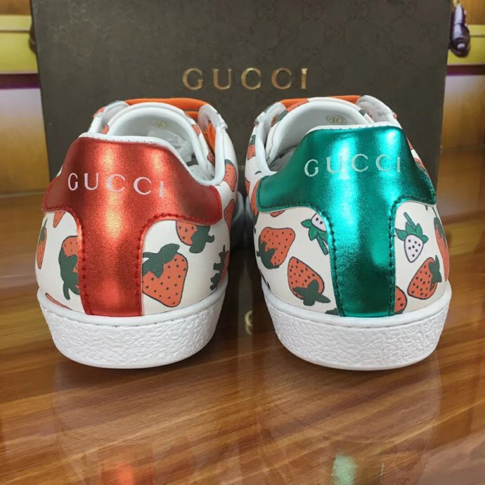 Ezyycart Bags MO-GCI Ace Strawberry Sneaker 020