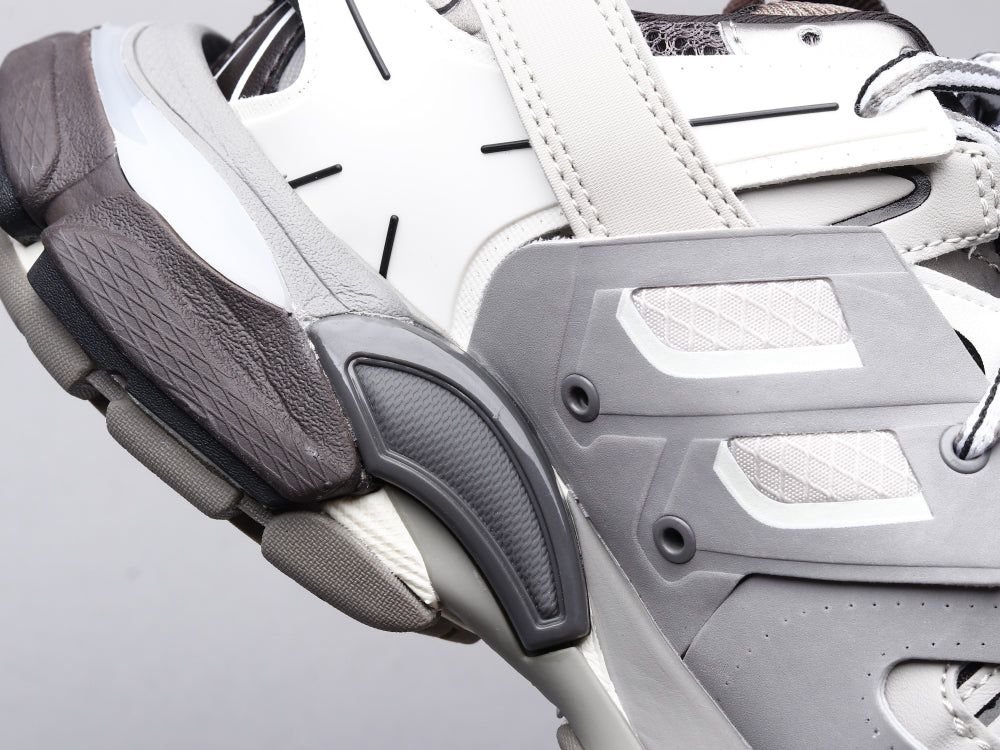 Ezyycart Bags Bla Track LED Sneaker