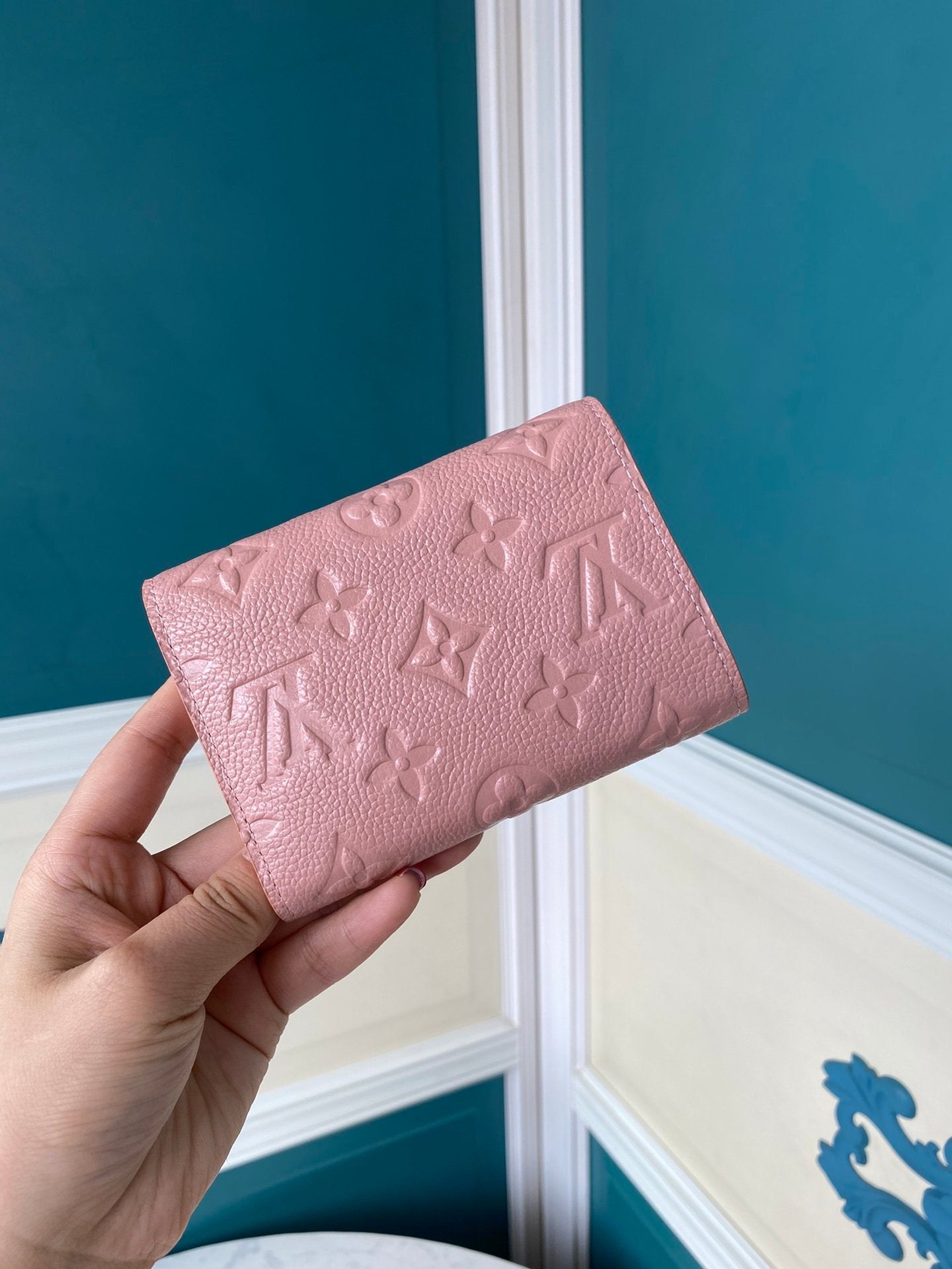 Anum Bags Wallet LUV 058