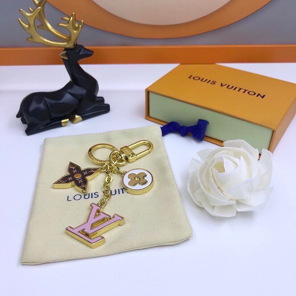 Anum Bags Keychains LUV 016