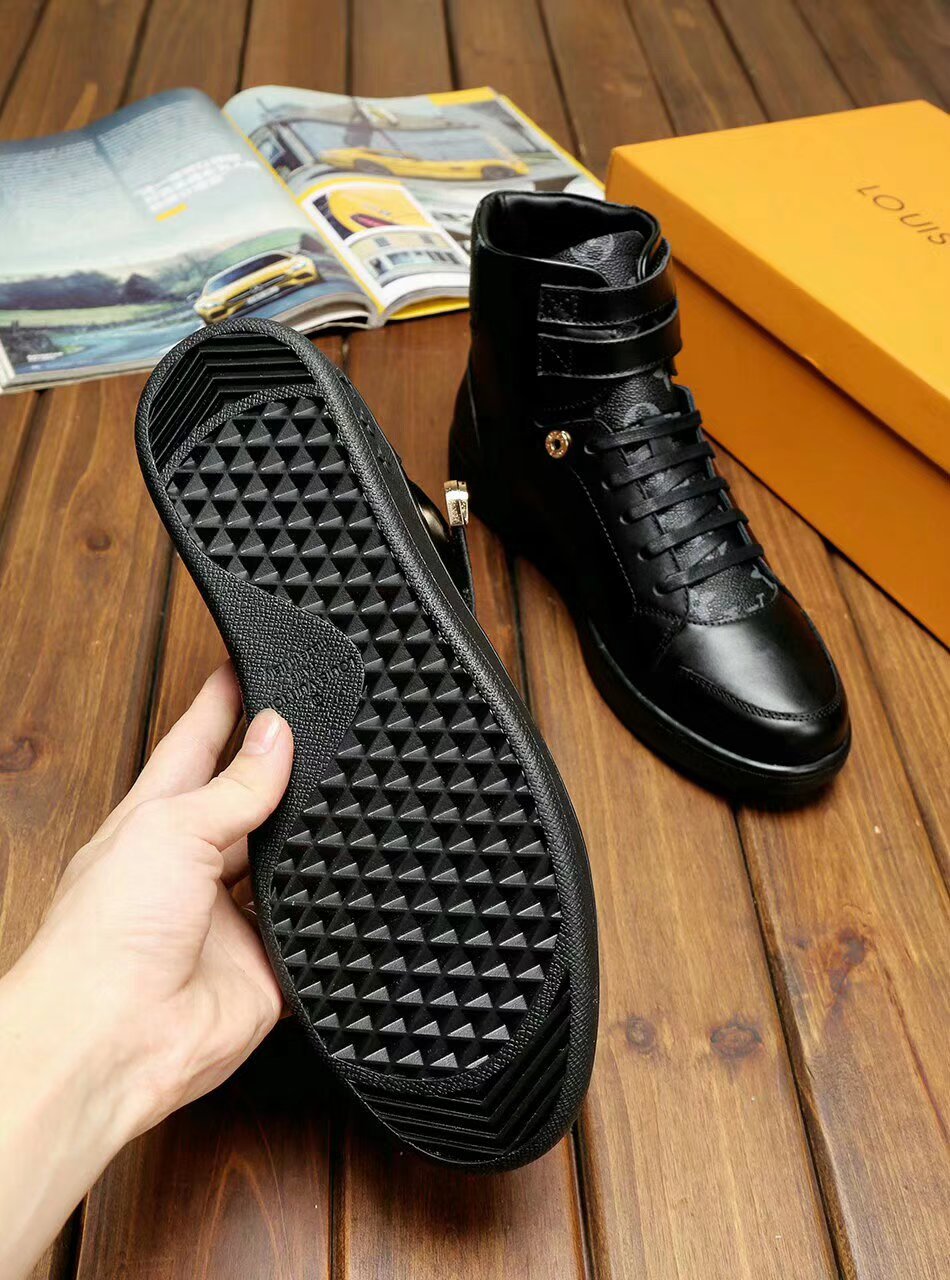 Anum Bags LUV HIgh Top Black Sneaker