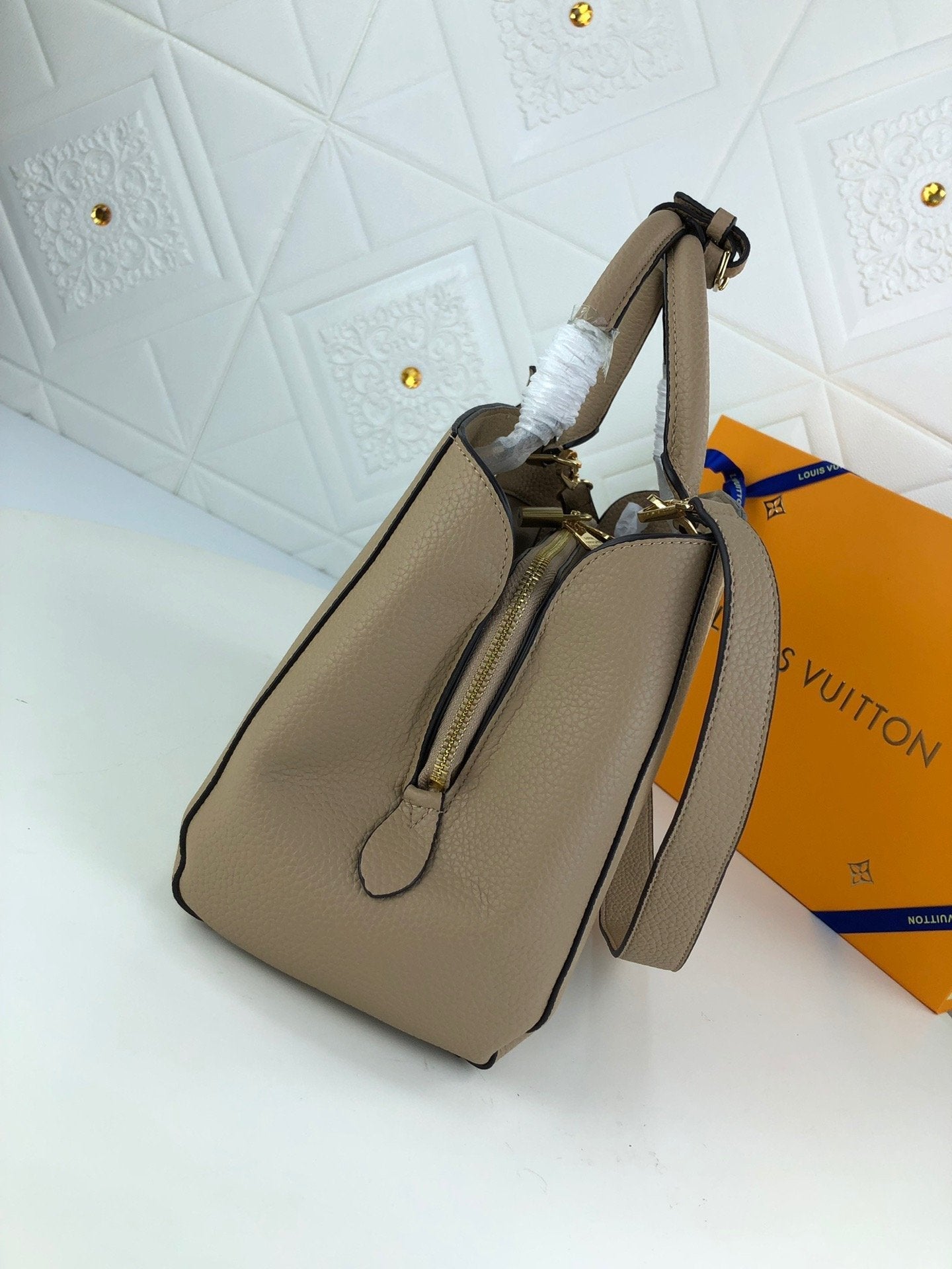 Anum Bags Bags LUV 035