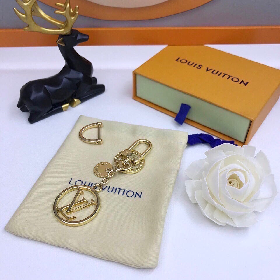Anum Bags Keychains LUV 021