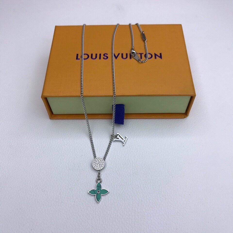 Anum Bags Necklace LUV007