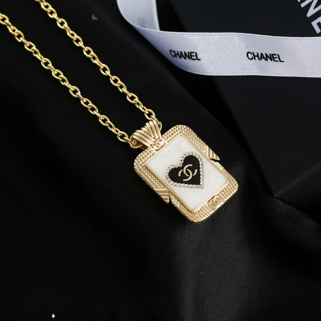 Anum Bags MO -Necklace CHL012