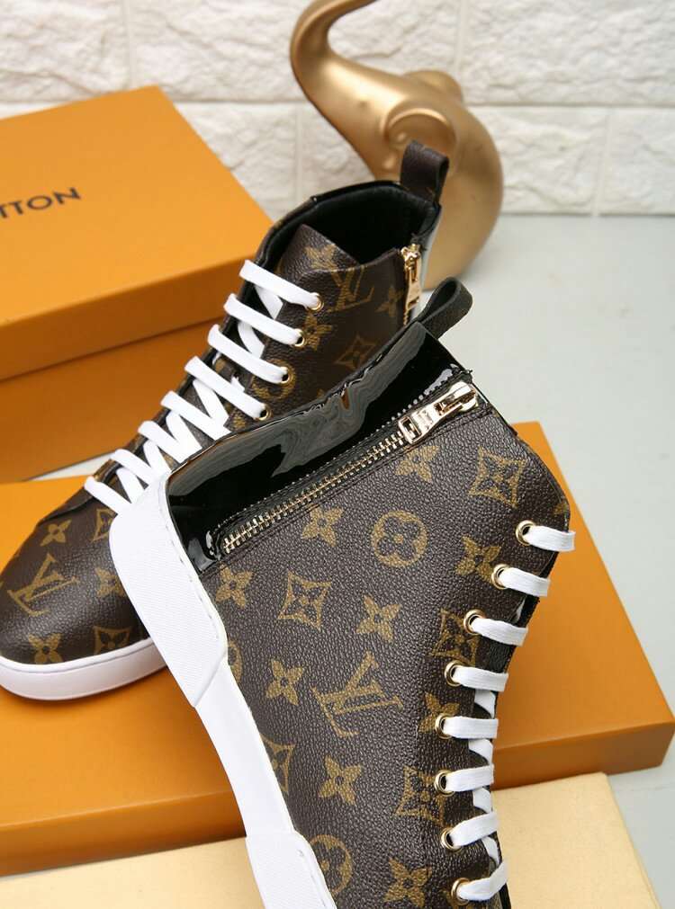 Anum Bags LUV Stellar Trainer Boot Sneaker