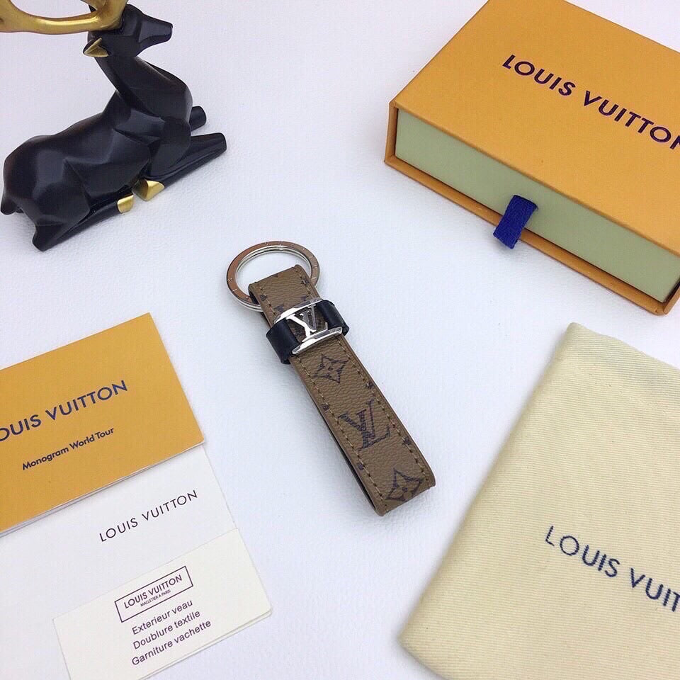 Anum Bags Keychains LUV 001