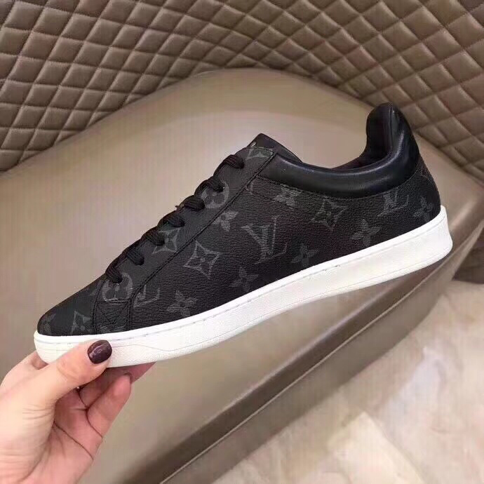 Anum Bags Luv Sneaker 060