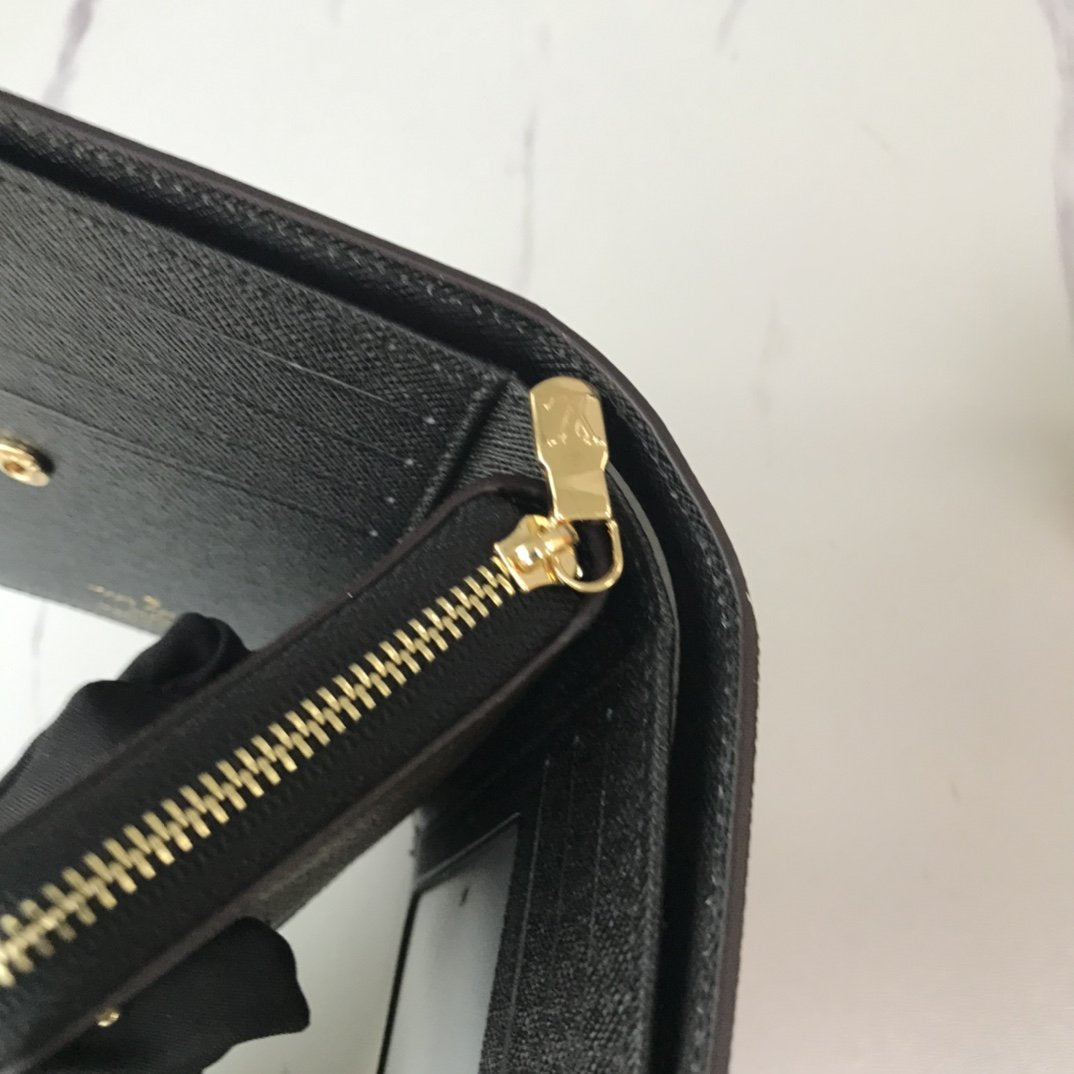 Ezyycart Bags Wallet LUV 039