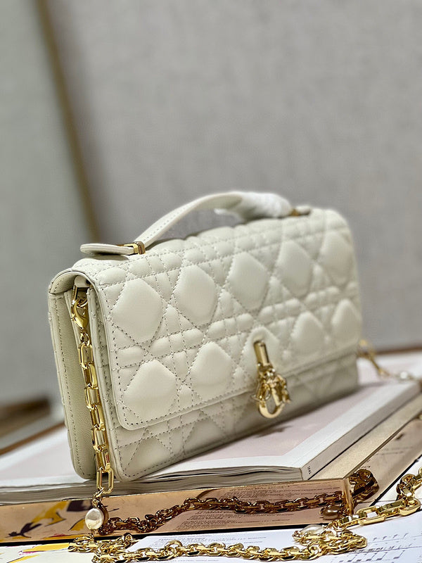Anum Bags MV - Dir Bags - 1408