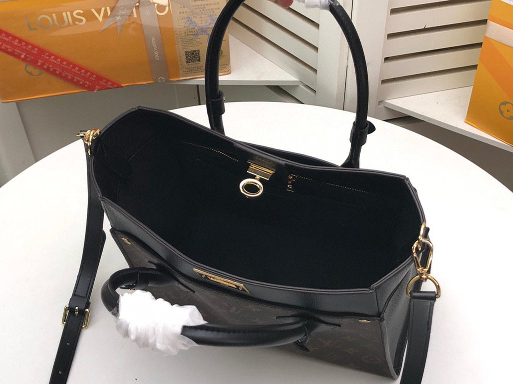 Anum Bags Bags LUV 043