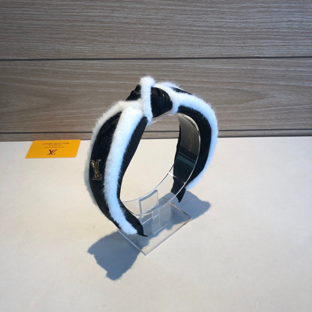 Anum Bags New Hair Band LUV 014