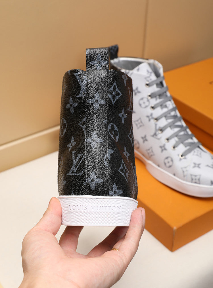 Anum Bags LUV Stellar Trainer Boot White Black Sneaker