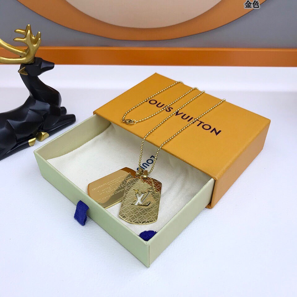 Anum Bags Necklace LUV021