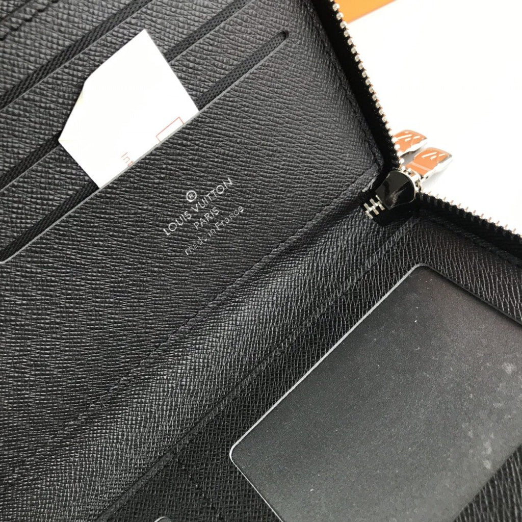Ezyycart Bags Wallet LUV 054