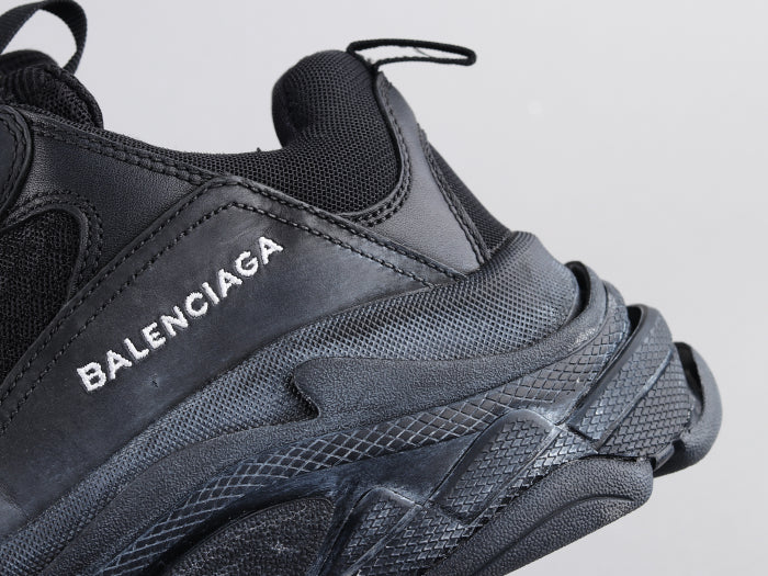 Ezyycart Bags Bla Triple S Pure Black Sneaker