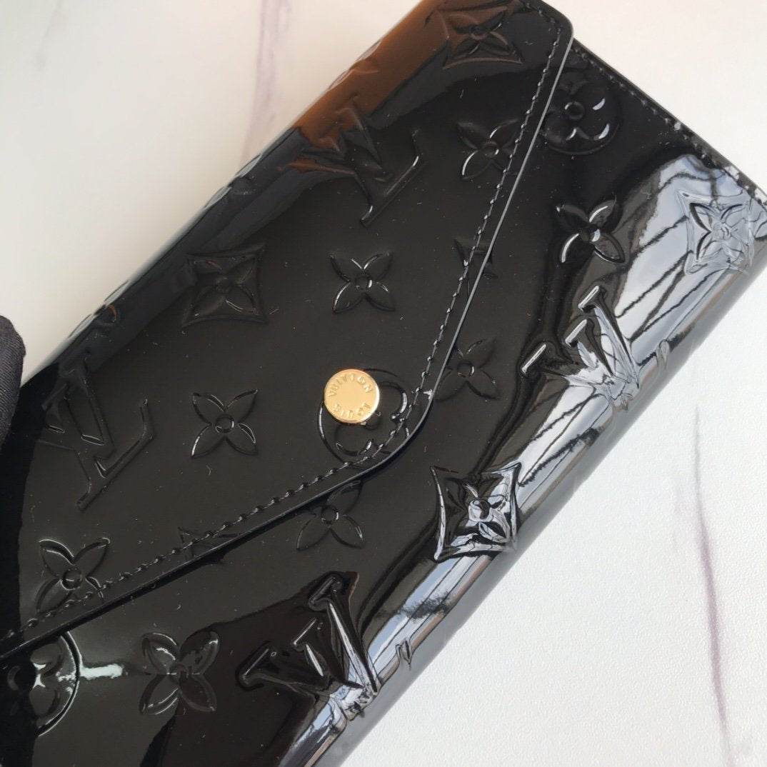 Anum Bags Wallet LUV 006