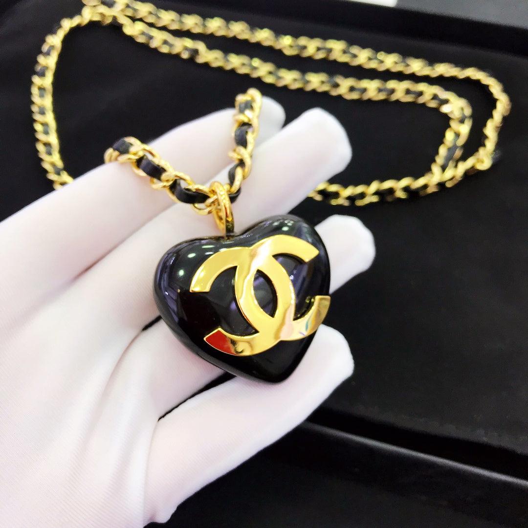 Anum Bags Necklace CHL052