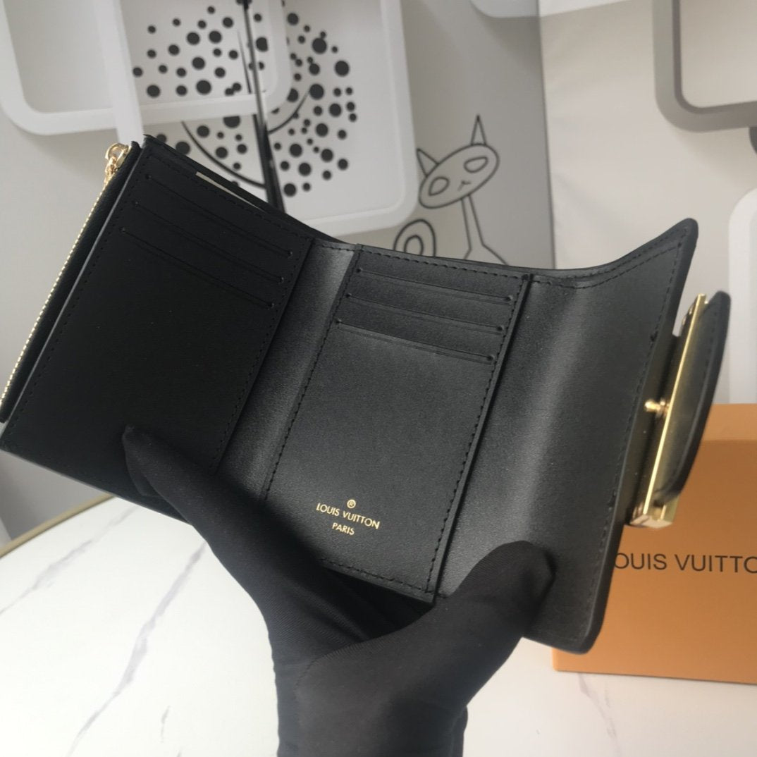 Anum Bags Wallet LUV 024