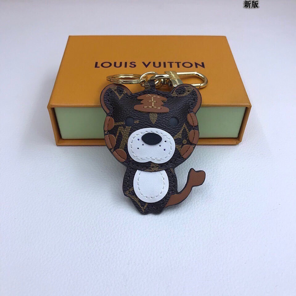 Anum Bags Keychains LUV 020