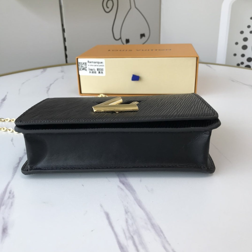 Anum Bags Wallet LUV 066