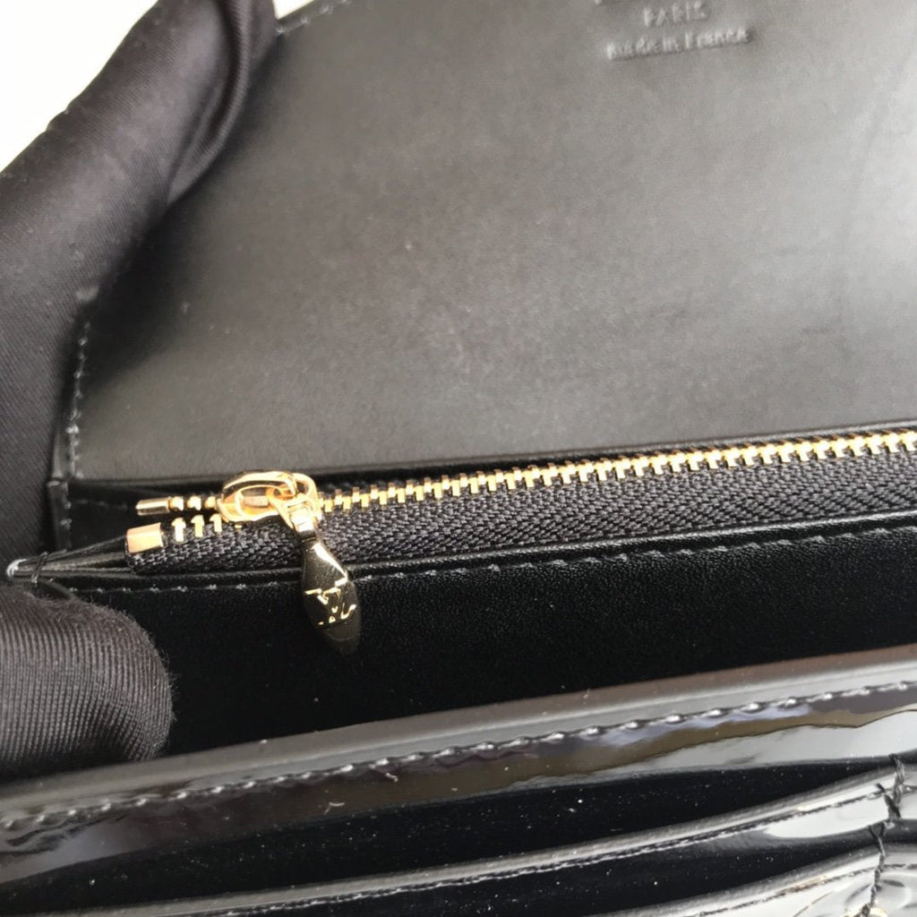 Anum Bags Wallet LUV 006