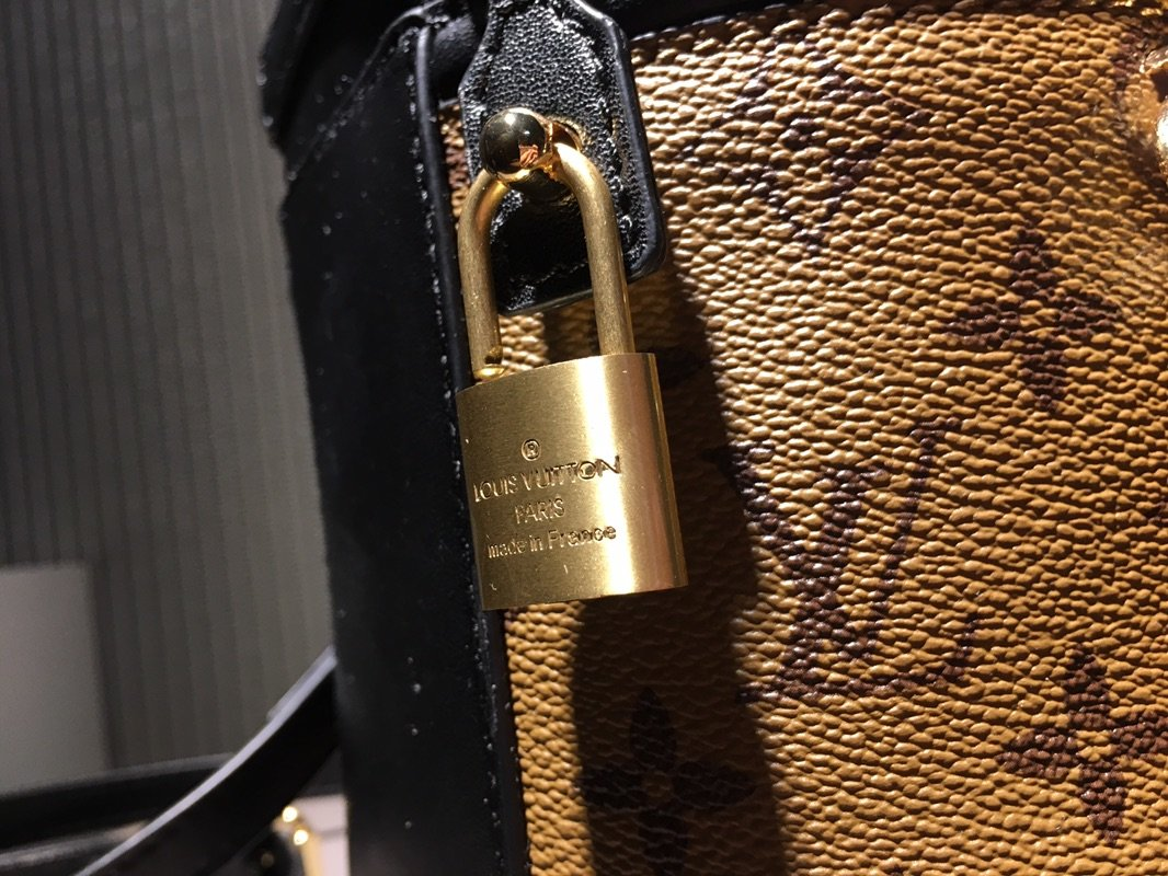 Anum Bags Elite Carryalls