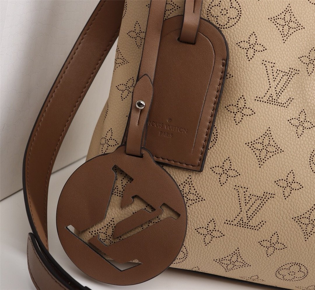 Anum Bags Elite Carryalls