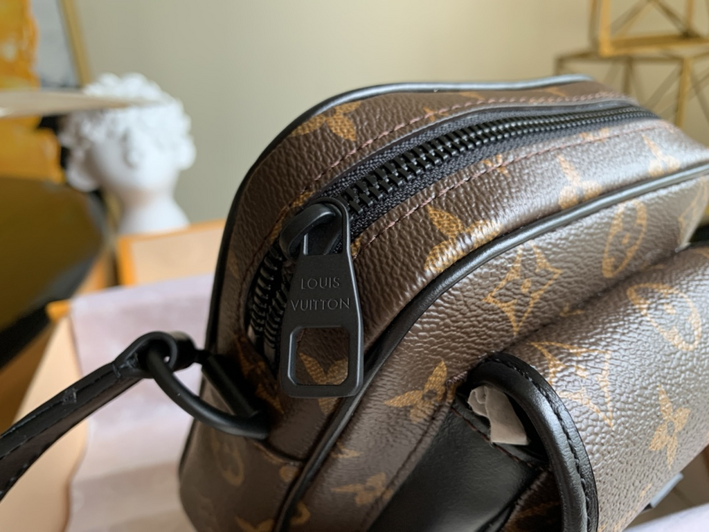 Anum Bags Elite Carryalls
