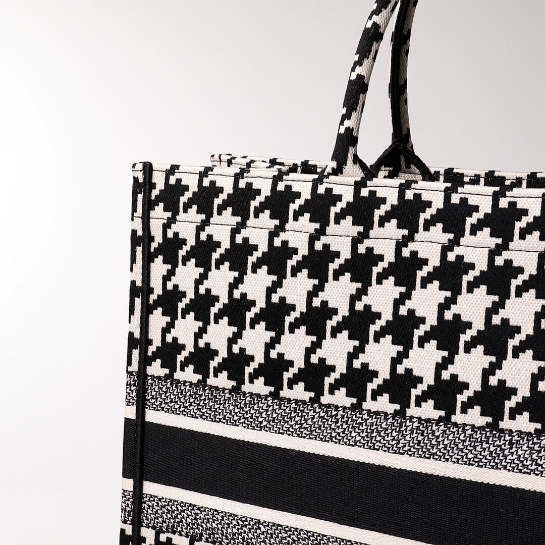 Ezyycart Bags DIR Book Tote black BIG Handbag 1286 Embroidery LOGO black and white