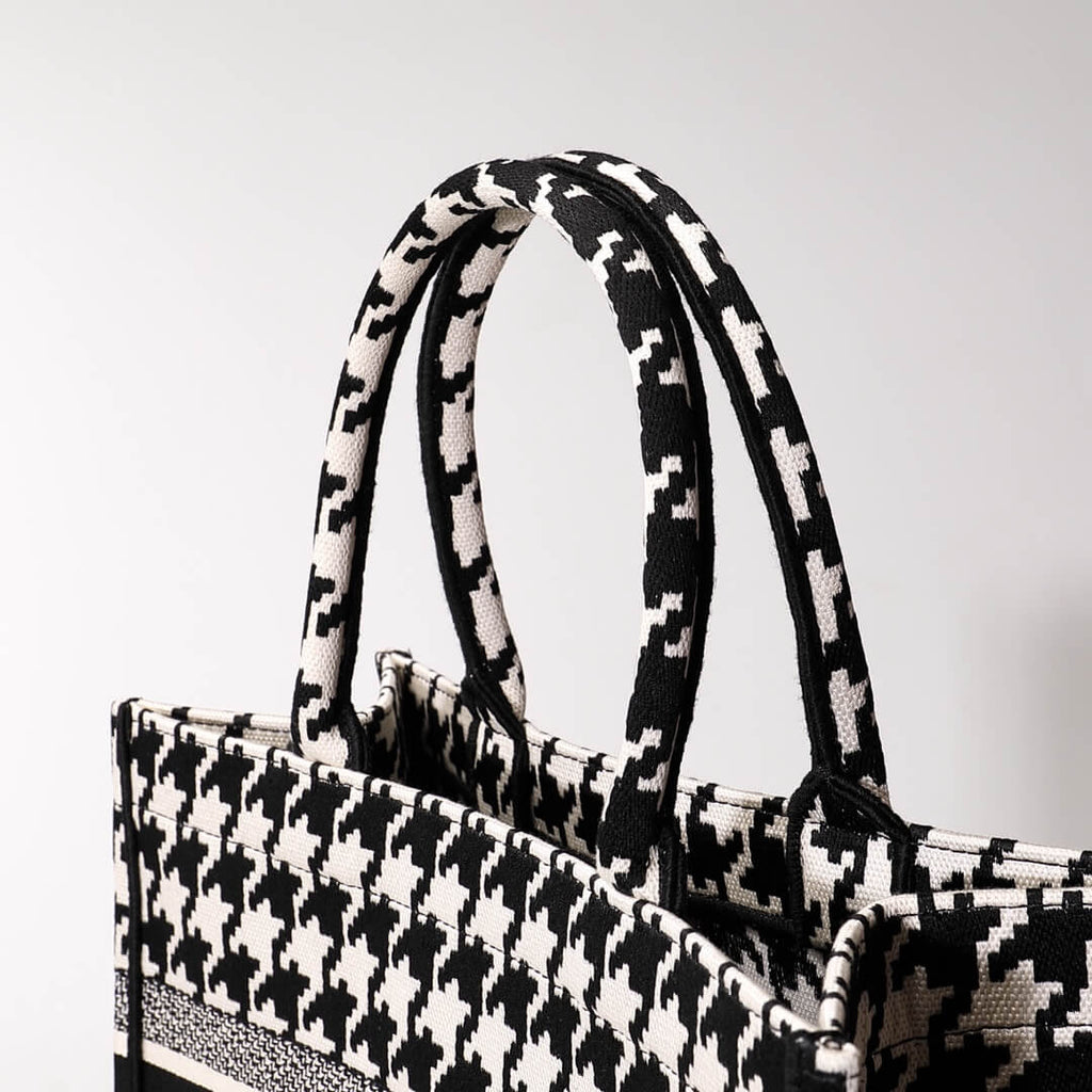 Ezyycart Bags DIR Book Tote black BIG Handbag 1286 Embroidery LOGO black and white