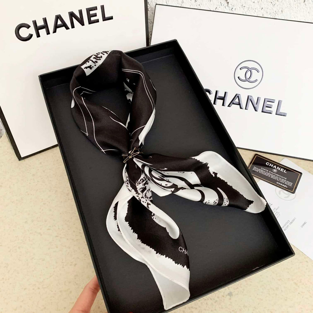 Anum Bags CHL CC CAMELLIA SQUARE SCARF BLACK