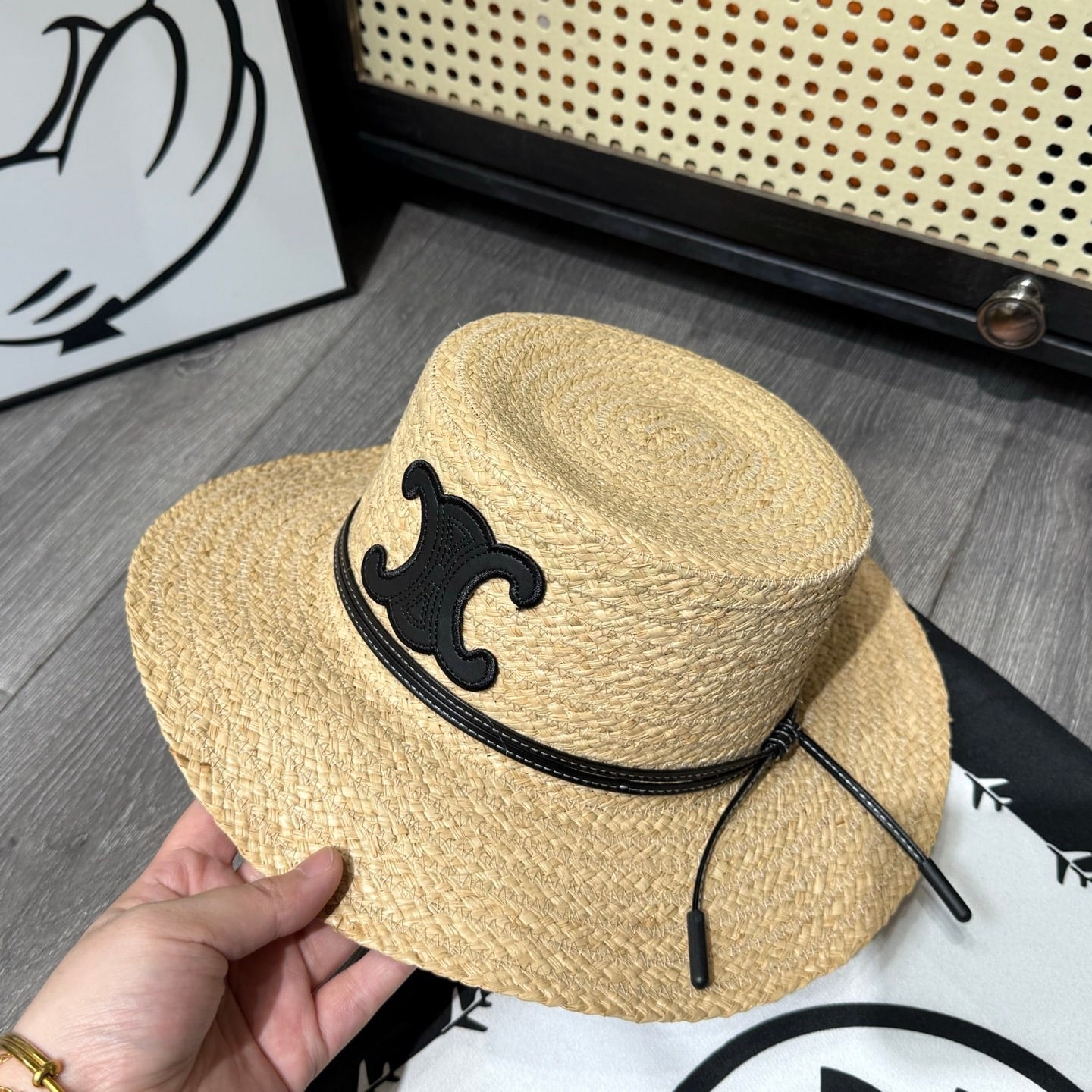 Ezyycart Bags CL FLAT CROWN RAFFIA HAT EMBLEM IN BLACK