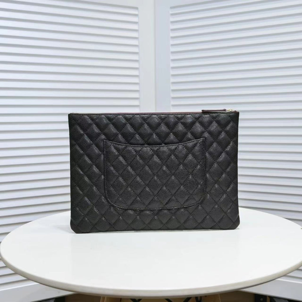 Anum Bags CHL POUCH CLASSIC BLACK LEATHER CLUTCH A82545