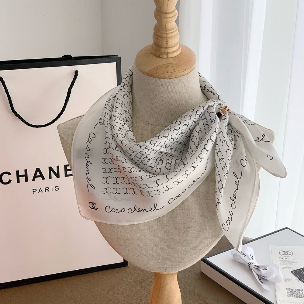 Anum Bags CHL COCO SIGNATURE SILK SCARF IN WHITE 70CM