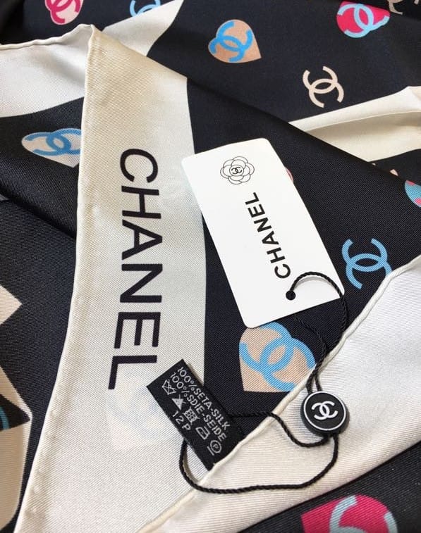 Anum Bags CHL CC HEARTS LETTER MONOGRAM LOGO BOW PRINT SCARF BLACK