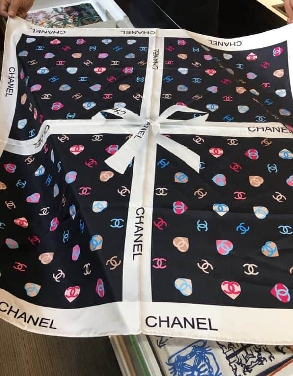 Anum Bags CHL CC HEARTS LETTER MONOGRAM LOGO BOW PRINT SCARF BLACK