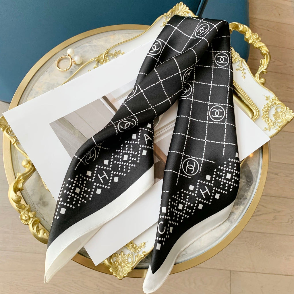 Anum Bags CHL SQUARE SCARF SILK TWILL BLACK