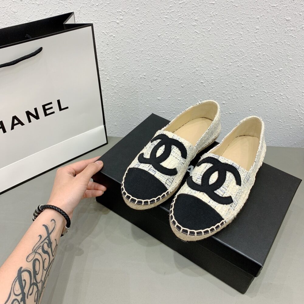 Anum Bags CHL WHITE BLUE BLACK TWEED CC ESPADRILLES SLIP ON